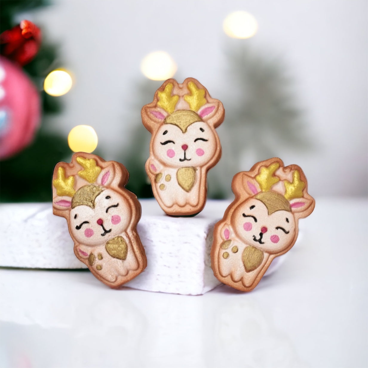 Reindeer Holiday Bath Bomb