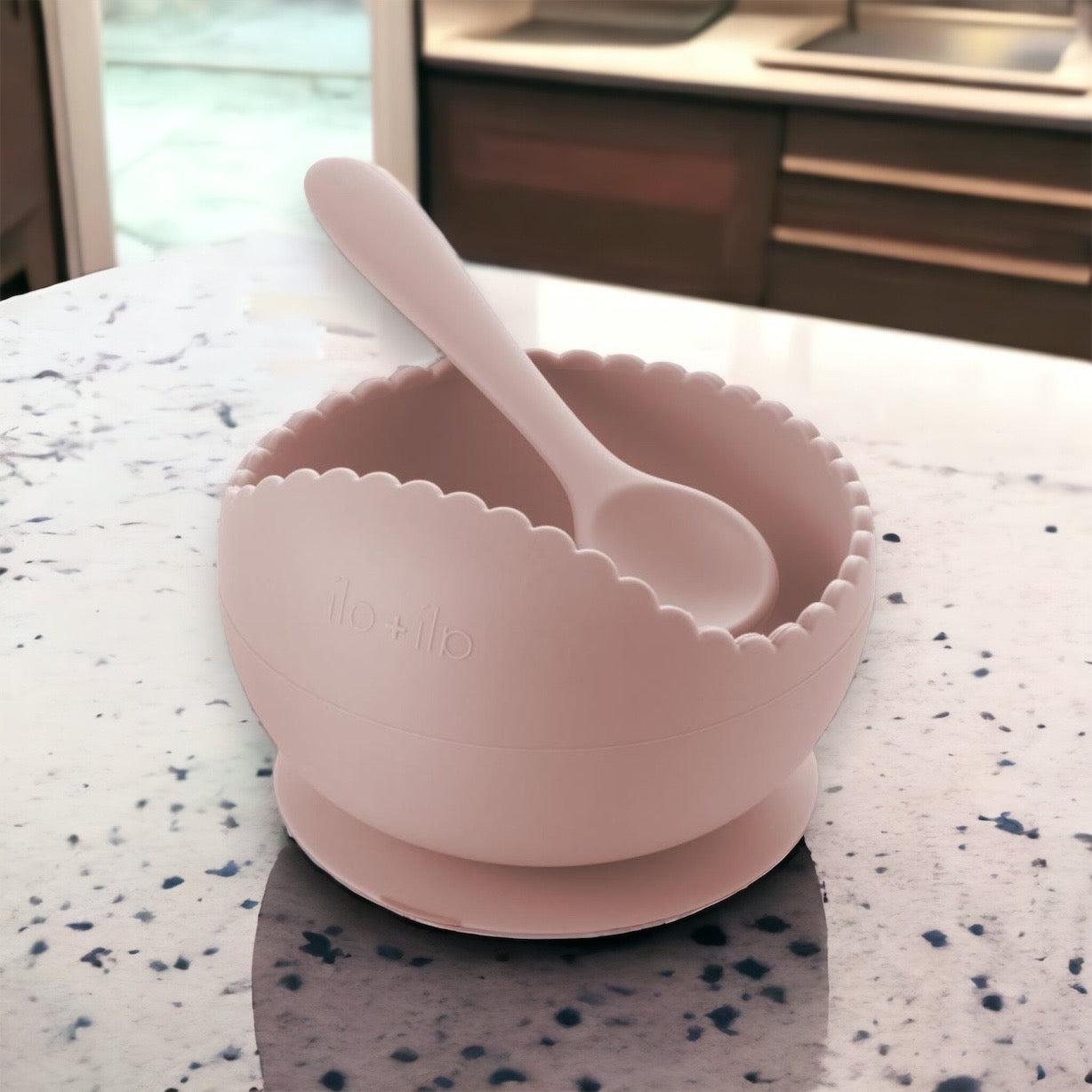 Wavy Bowl & Spoon Set (blush)