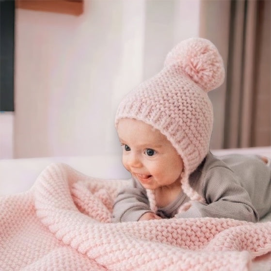 Knit Bonnet & Blanket Set Pink