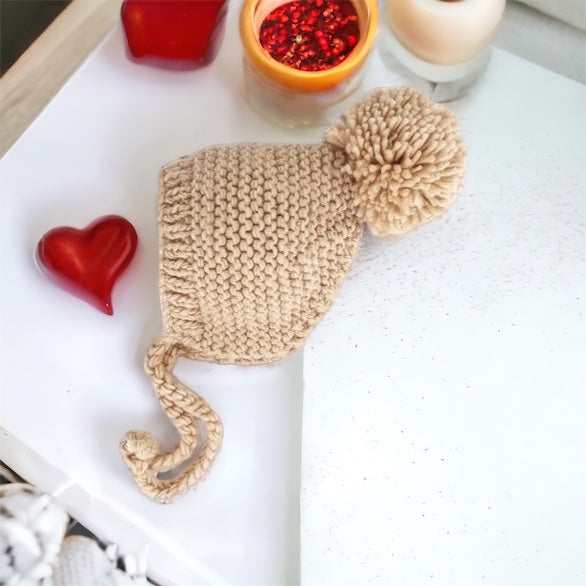 Knit Bonnet & Blanket Set Latte