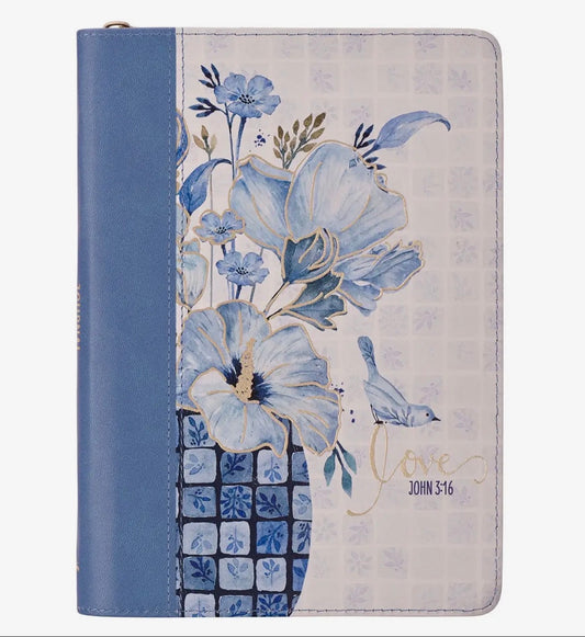 *NEW*  Love Blue Floral Zipper Closure Journal