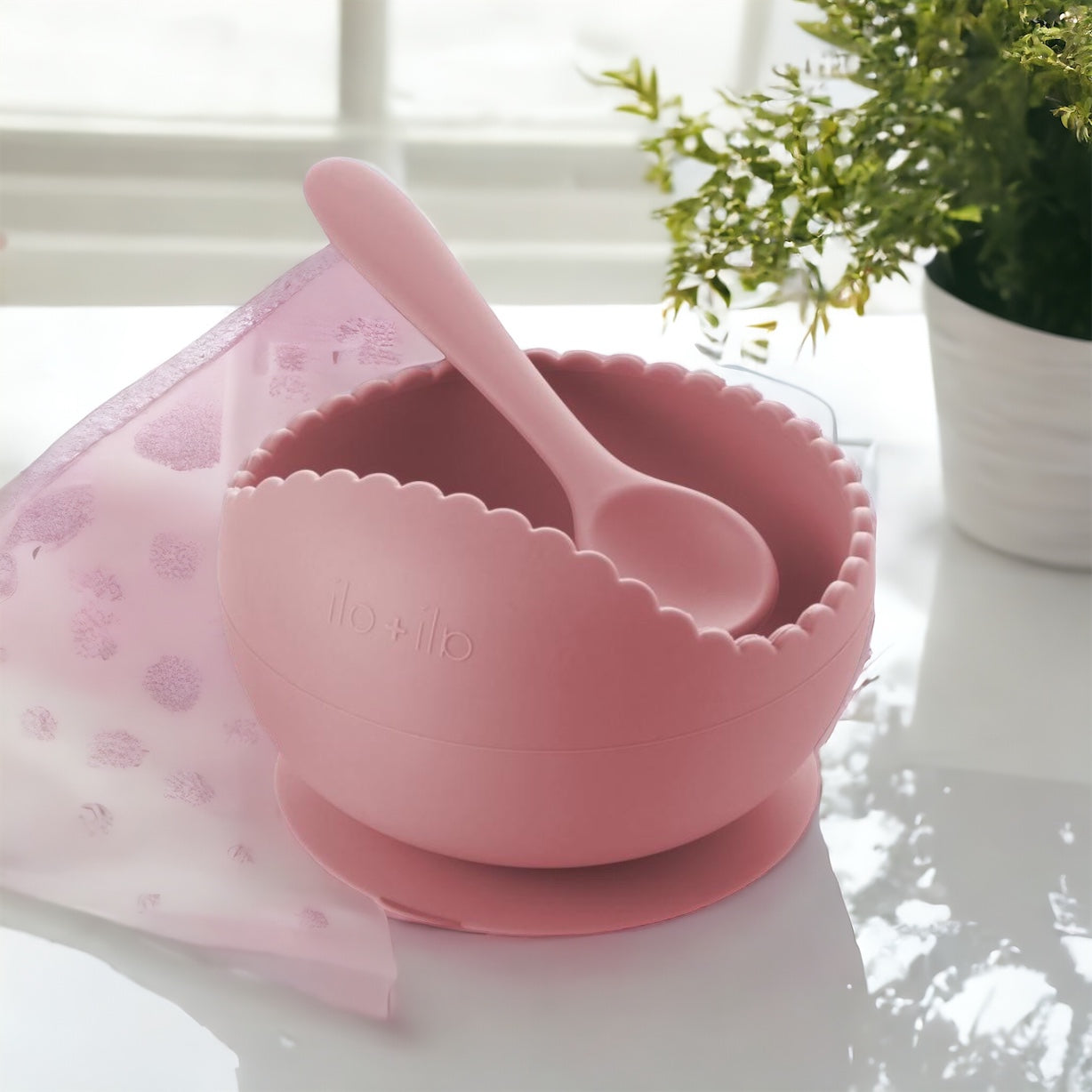 Wavy Bowl & Spoon Set (dusty rose)