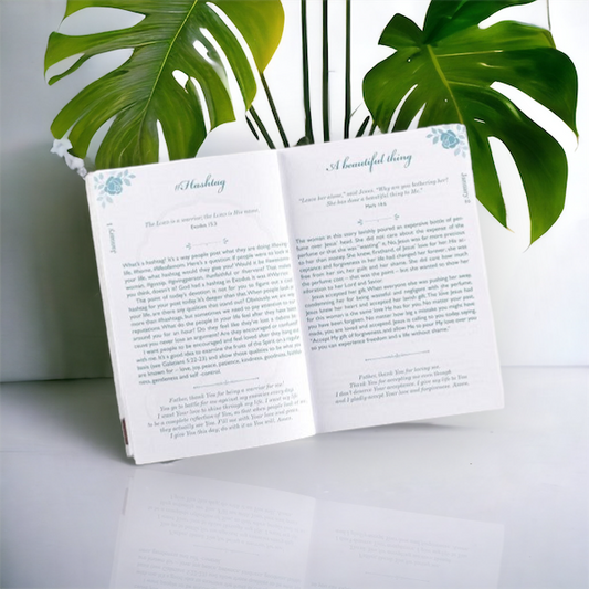 Moments With God for Mom Daily Devotionals